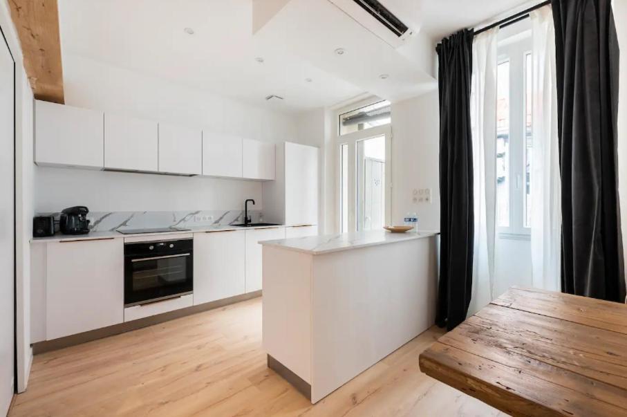 {St Fee Sur Les Toits} * Plein Centre Marseille * Clim Apartment Exterior photo